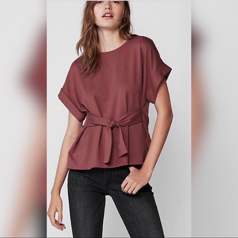 🔥HPx2🔥Cute sleeve waist tie top💄